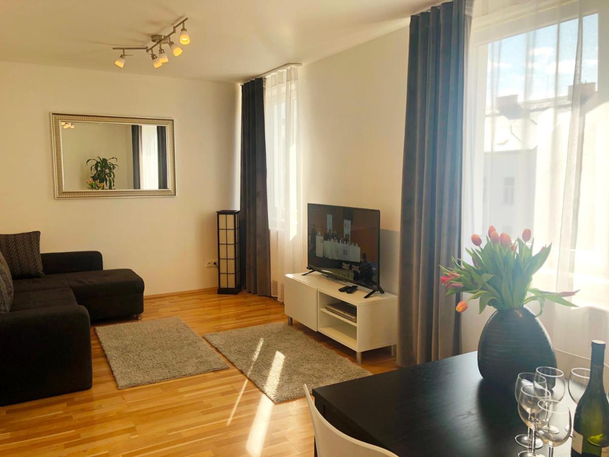 פראג On The Top Apartments מראה חיצוני תמונה