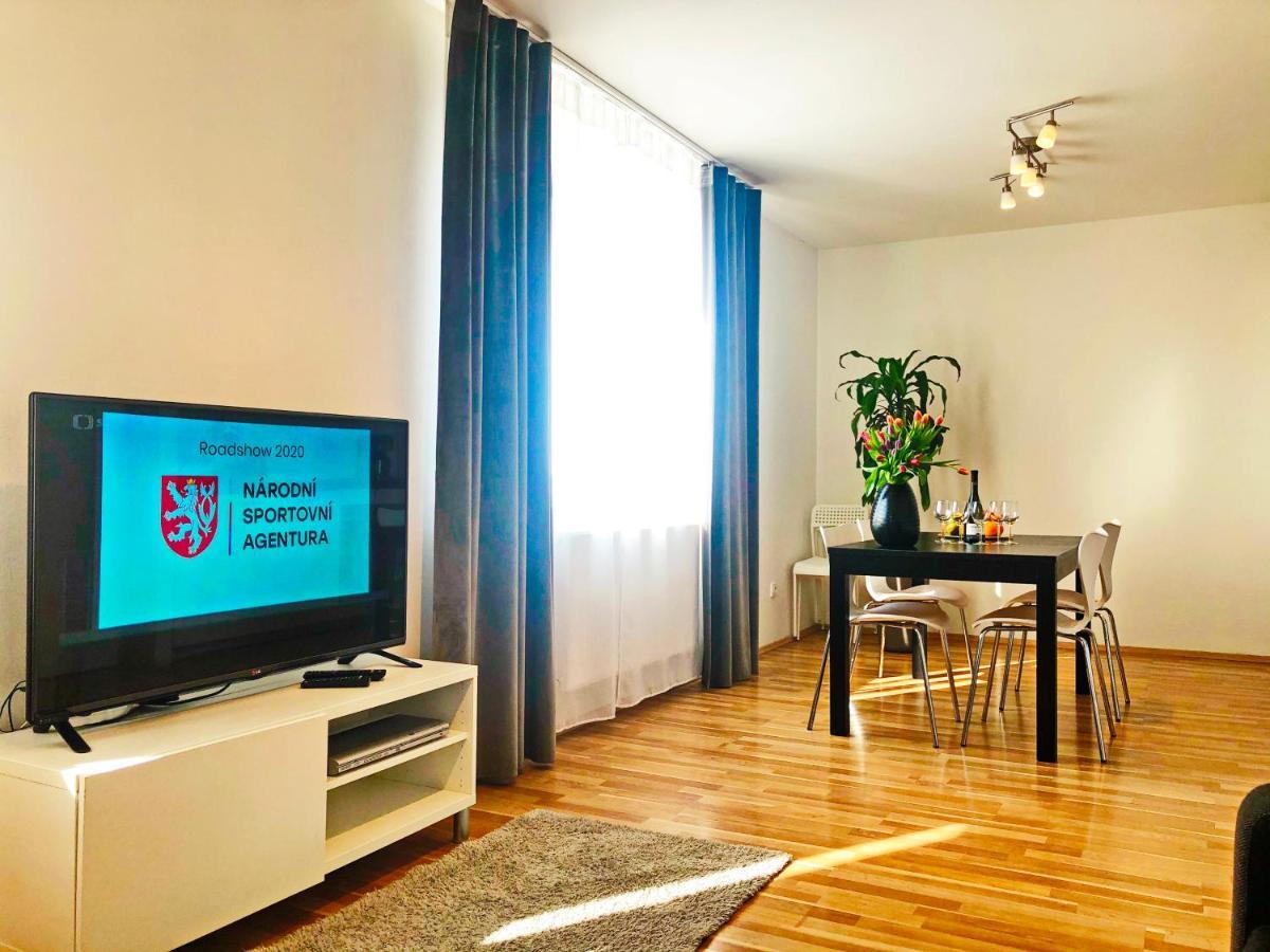 פראג On The Top Apartments מראה חיצוני תמונה